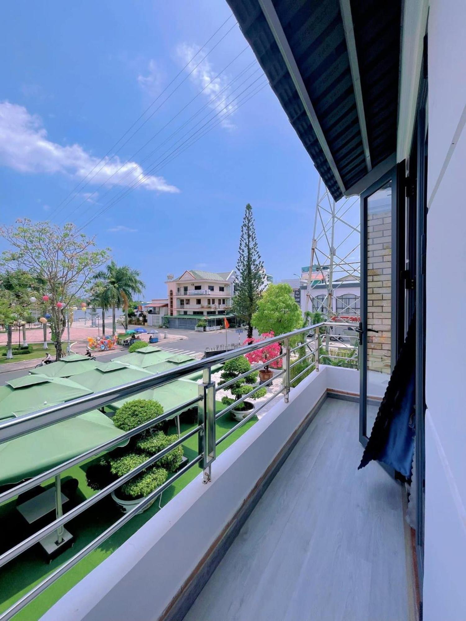 Sai Gon Ha Tien Hotel Esterno foto